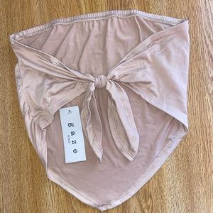 Backless Bandeau Top